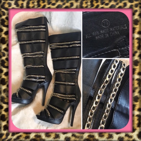 🔥🔥SUPER SALE🔥🔥PRICE FIRM✅NO OFFERS PLS! 👑Sexy Chain link black boots - Picture 1 of 13